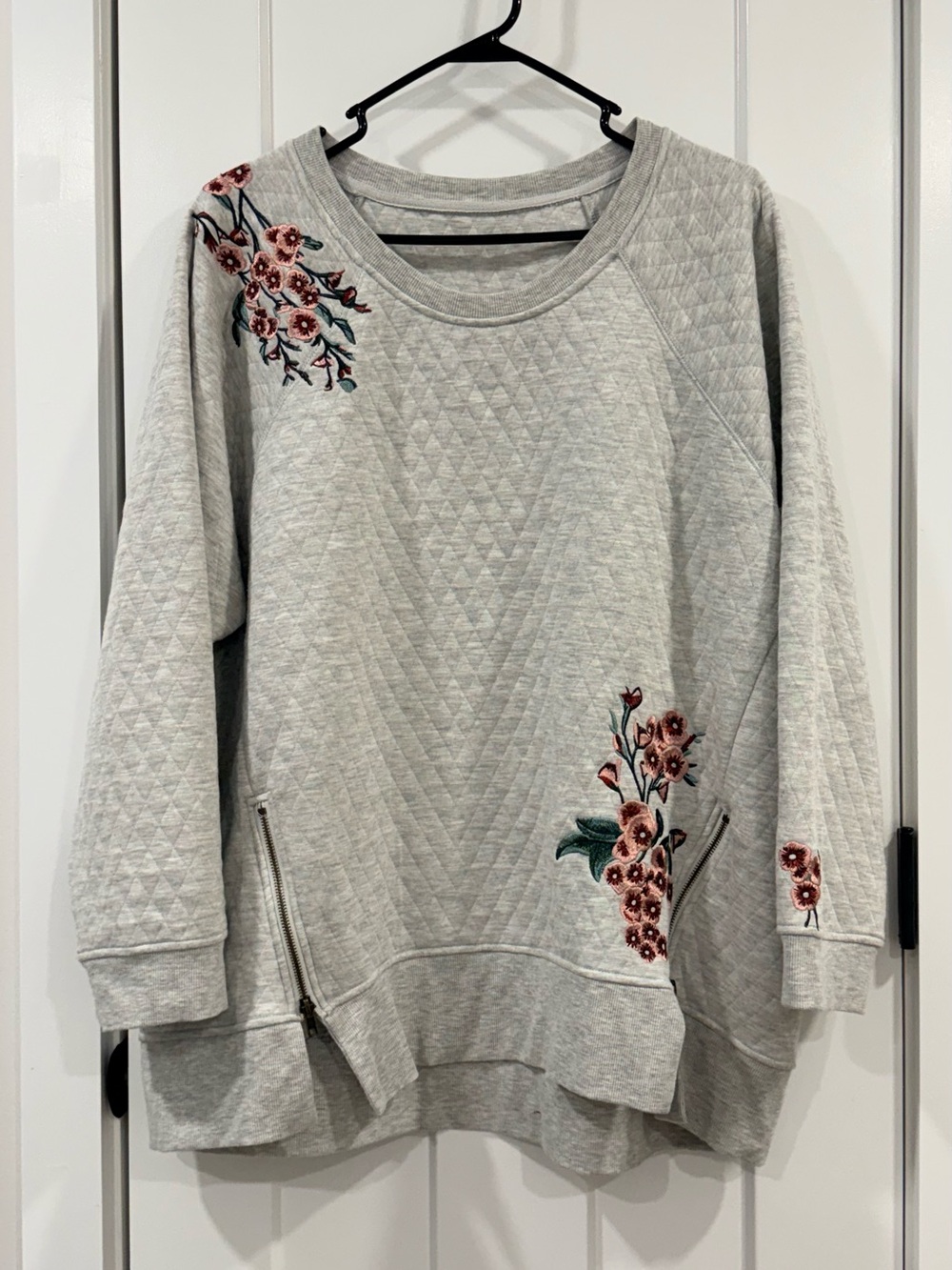 Quilted Gray Floral Embroidered Sweatshirt
